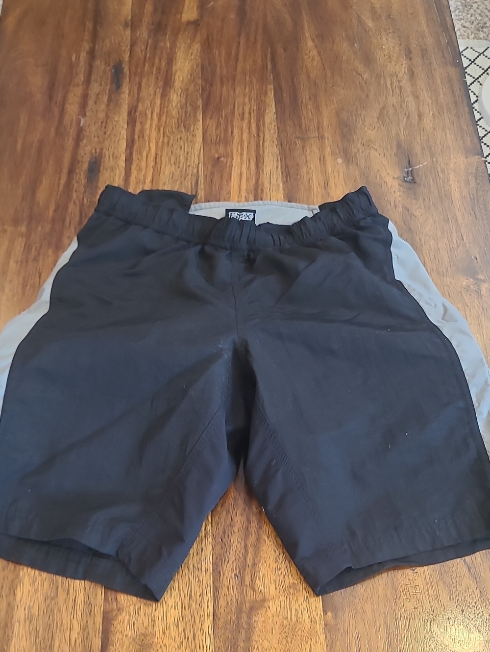 Fox Racing Mens Mountain Bike Shorts Moto Cross Padded  Size Small.